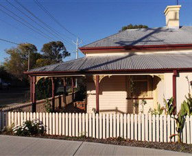 Former Customs Officers Residence - Accommodation BNB 1