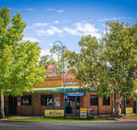Crown Hotel Wentworth - Accommodation BNB