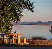Fairbairn Dam Lake Maraboon - Accommodation BNB