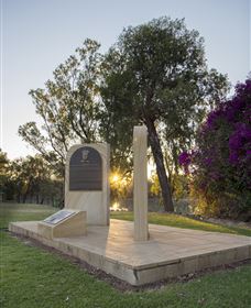 St George Pilots Memorial - Accommodation BNB 0