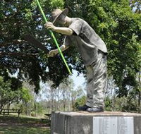 Cane Cutter Memorial - Accommodation BNB