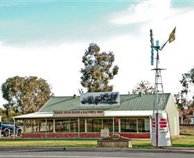 Headlie Taylor Header And Blacksmiths Shop - Accommodation BNB 0