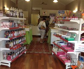 Taylors Sweets And Treats - Accommodation BNB 1