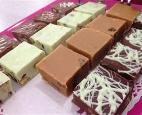 Taylors Sweets And Treats - Accommodation BNB 7
