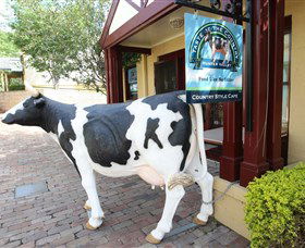 Hunter Valley Gardens Shopping Village - Accommodation BNB 5