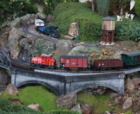 All Aboard Braemar Model Railways - Accommodation BNB 3