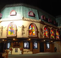 Draculas Cabaret Restaurant - Accommodation BNB