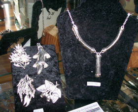 Australian Wildflower Jewellery Gallery - Accommodation BNB 1