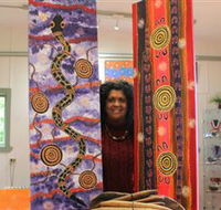 Apma Creations Aboriginal Art Gallery and Gift shop - Accommodation BNB