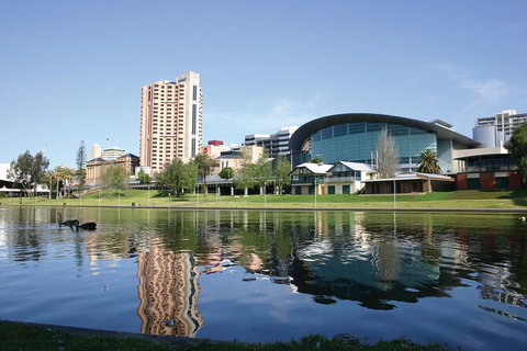 Adelaide Airport Private Chauffeured Transfer - Accommodation BNB 6