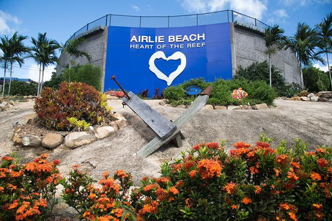Airport Transfers - Return (round Fare) Share Shuttle Service - Accommodation BNB 1