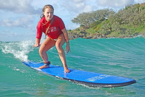 Rainbow Beach Surf Lesson Australia\'s Longest Wave 4X4 Adventure - Accommodation BNB 5