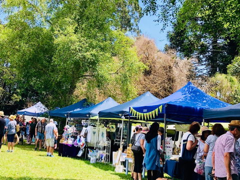 Tamborine Mountain State School Markets - Accommodation BNB 2
