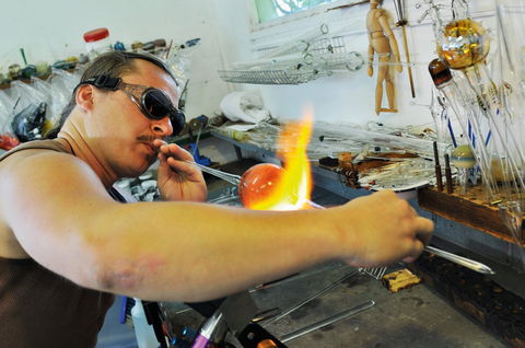 Alan Ussher Glassblowing Studio - Accommodation BNB 0