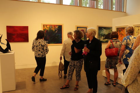 Basil Sellers Exhibition Centre - Accommodation BNB 2