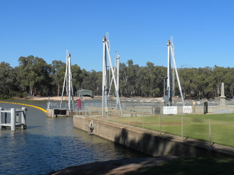 Lock 10 And Weir - Accommodation BNB 0