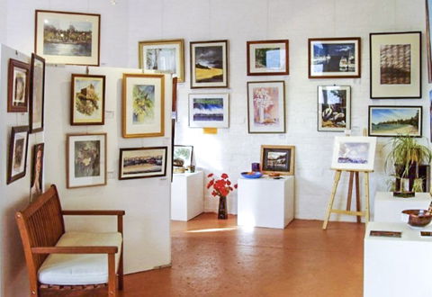 Lovett Gallery Cygnet - Accommodation BNB 1