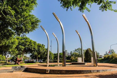 Sculpture Garden Campbelltown - Accommodation BNB 2