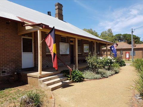 Cootamundra Visitor Information Centre And Heritage Centre - Accommodation BNB 0