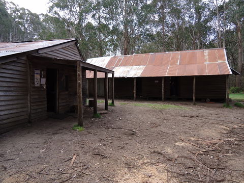 Razorback Hut - Accommodation BNB 0
