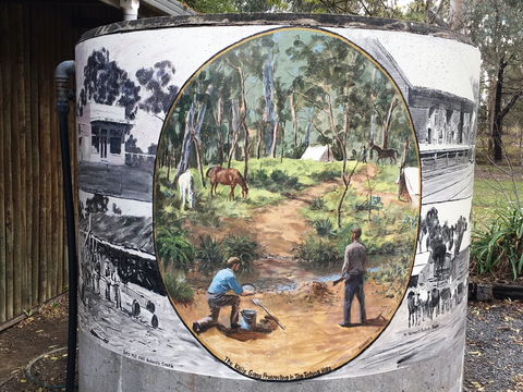 Tatong Tavern Water Tank - Accommodation BNB 0