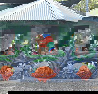 Howlong's Enchanted Hut - Accommodation BNB