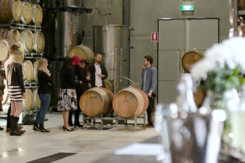 Keith Tulloch Wine: Winemaker\'s Table - Accommodation BNB 2