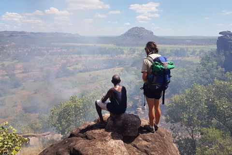 Arnhem Land Injalak Hill Full-Day Tour From Darwin - Accommodation BNB 9
