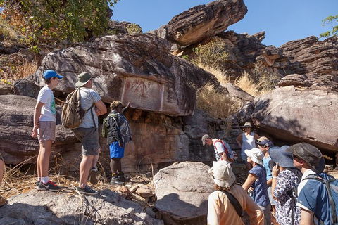 Arnhem Land Injalak Hill Full-Day Tour From Darwin - Accommodation BNB 10