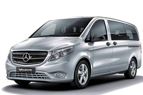 Luxurious Gold Coast Airport Private Transfer To Or From Gold Coast CBD Max 10 - Accommodation BNB 1