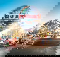 Theme Park Transfers From Brisbane - Accommodation BNB