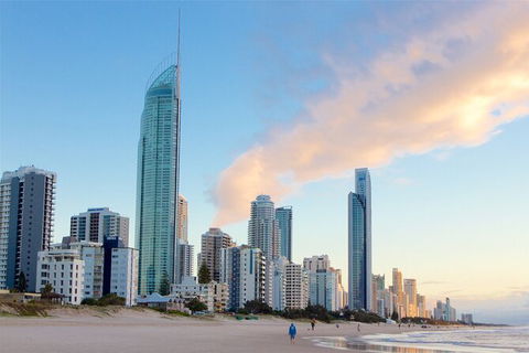 Gold Coast Airport Transfers : Airport OOL To Gold Coast City In Business Car - Accommodation BNB 2