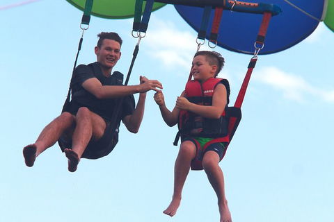 Parasail / Flyboard Package For 2 - Accommodation BNB 5