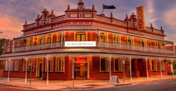 Norman Hotel - Accommodation BNB 0