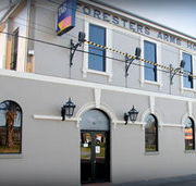 Castello's Foresters Arms Hotel - Accommodation BNB