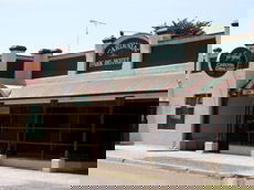 Cardinia Park Hotel - Accommodation BNB 0