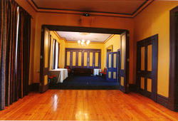 Earl Of Leicester Hotel - Accommodation BNB 2