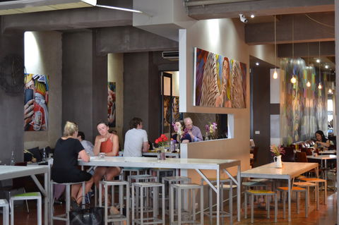 Amici Bakery Cafe - Accommodation BNB 6