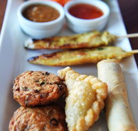 Mons Ban Sabai Thai Restaurant - Accommodation BNB