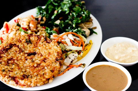 Magic Apple Whole Food Diner - Accommodation BNB 3