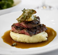The Union Hotel - Uncorked Restaurant - Accommodation BNB