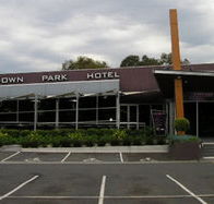 Sandown Park Hotel - Accommodation BNB
