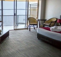 The Beachcomber Hotel - Accommodation BNB