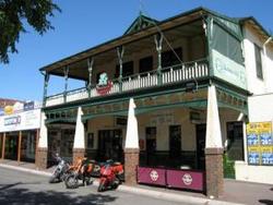 Shamrock Hotel Alexandra - Accommodation BNB 0