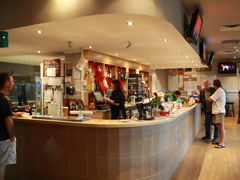 Oaks Hotel - Accommodation BNB 0