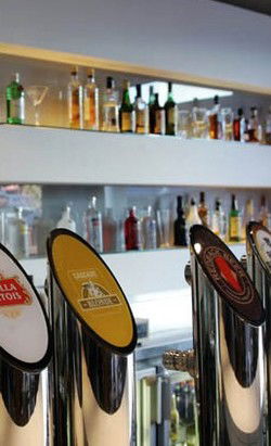 Broken Hill Hotel - Accommodation BNB 2