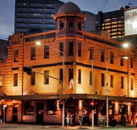 Waterside Hotel - Accommodation BNB