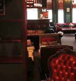 Angel Hotel - Accommodation BNB 2