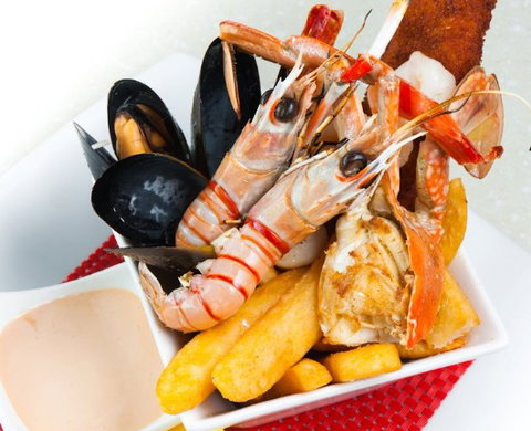 Plate Restaurant - Accommodation BNB 2
