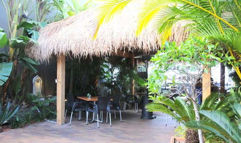 Flavors @ Ferry Cafe/Restaurant - Accommodation BNB 1